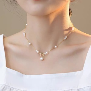 Collar de Perlas Pequeñas de Agua Dulce Natural de Lujo Ligero, Chapado en Oro de 14K, Cierre OT, Collar de Clavícula Ajustable, Cadena para Suéter - Product Image 2