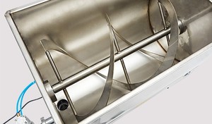 U-type mixing filling machine Garlic sauce salad dressing filling machine - Product Image 2