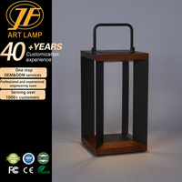 Luces Solares de Jardín de Alta Calidad IP66 3500K (Blanco Cálido), Diseño de Metal y Vidrio Extraíble, Función Regulable, 1 Año de Garantía, 750 Lúmenes