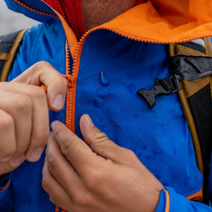 2025 nuevo diseño 100% poliéster entrenamiento y ropa para correr chaqueta para correr para hombres ropa al aire libre rompevientos para hombres - Product Image 1