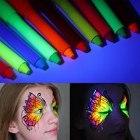 6 crayons de peinture fluorescente néon pour le visage, qui brillent sous la lumière noire, pour le maquillage du visage et du corps pour Halloween, les soirées en club et les fêtes lumineuses de Noël