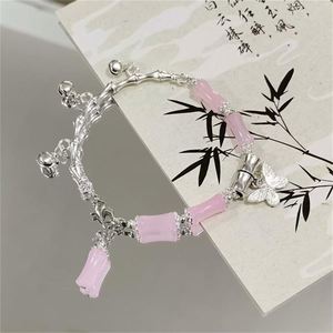 Pulsera de Moda China con Cuentas de Bambú, Diseño de Campana y Mariposa, Colgante de Cristal, Joyería para Mujer - Product Image 5