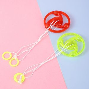 Trompo de plástico con cordón luminoso, juguete con luz para niños de 4 a 7 años, regalo unisex - Product Image 2