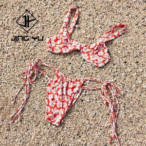 Fabricante de Trajes de Baño Reversibles Reciclados Personalizados, Trajes de Baño de Diseñador, Bikini de Lujo con Estampado - Product Image 3