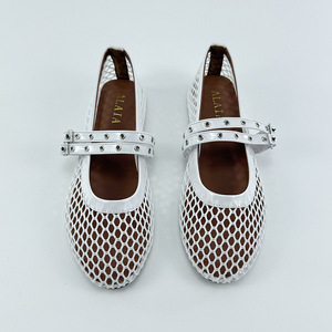 Nouvelles chaussures d'été à bout ouvert, à lacets, respirantes, en maille, de style français, avec jupe assortie et chaussures plates à talons bas - Product Image 2