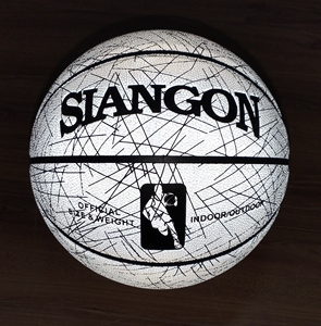 SIANGON Fabricant de Ballons de Basket Laminés Tailles 4/5/6/7 pour Intérieur et Extérieur, Ballons de Basket Personnalisés pour Entraînement - Product Image 5