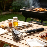 Brosse de nettoyage de barbecue robuste 3-en-1 avec grattoir et poils en acier, manche long de 43 cm pour grilles à gaz et à charbon de bois