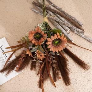 Bouquet de tournesols artificiels CallaFloral en plastique pour décoration de mariage et de maison, à suspendre au mur CF01321 - Product Image 3
