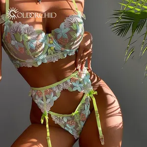 Attractive Green Embroidered 3 Piece Lingerie Women Sexy Sets Flower Pattern Lace Design Custom Lingerie Set