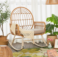 Modernes Design PE-Rattan Übergroßer Doppel-Schaukelstuhl Papasan-Stuhl mit Dicker Polsterung Tragbarer Wasserdichter Outdoor-Wohnzimmer-Villa-Stuhl