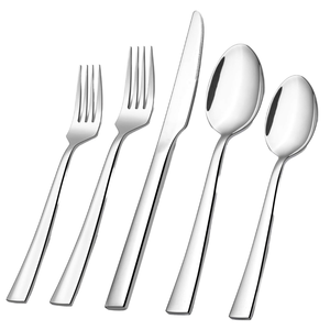 Ensemble de couverts en acier inoxydable poli miroir, style classique, prix abordable, comprenant cuillère à dessert dorée, fourchette, couteau et cuillère à salade pour fête - Product Image 1
