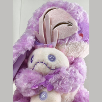 Nouvelle peluche Stitch Sakura, adorable peluche douce de dessin animé, Stitch violet tenant un petit monstre, peluche Stitch en velours, jouets en peluche