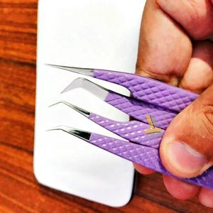 Pince à épiler d'extension de cils en acier inoxydable japonais personnalisée de haute qualité poignée en diamant violet polyvalent pointu russe - Product Image 1