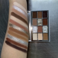 Palette de fards à paupières pressés personnalisable 12 couleurs, fini mat, métallique, scintillant, waterproof, haute pigmentation