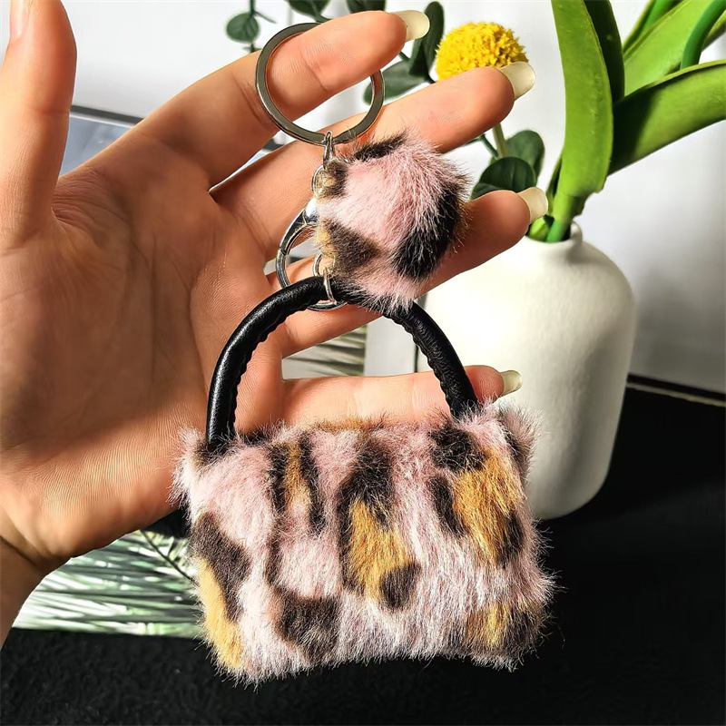 Pink leopard print