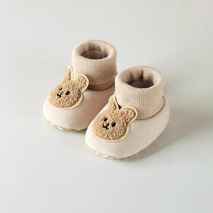 Lindo Oso <span class=keywords><strong>de</strong></span> dibujos animados bebé niña botines estancia en zapatilla invierno cálido suave zapatos recién nacido cuna calcetín zapatos - Product Image 2