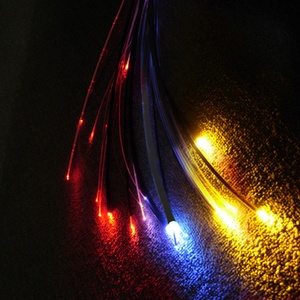 Cable de Fibra Óptica PMMA de <span class=keywords><strong>1</strong></span>.5mm Mitsubishi con Iluminación en el Extremo y Cubierta Negra para Uso en Exteriores - Product Image 1