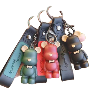 Llavero colgante de mosquetón de silicona y plástico ecológico con diseño de oso nórdico de dibujos animados creativo, marca <span class=keywords><strong>CIFU</strong></span>, con letras en relieve - Product Image 1