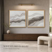 Tableau mural moderne texturé en toile ondulée à superpositions neutres avec cadre en bois pour la décoration du salon
