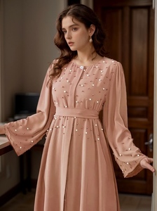 ชุดอาบายะห์อิสลามสุดหรูสำหรับผู้หญิง ผ้าทอมือ งานฝีมือ ผลิตจากโพลีเอสเตอร์ ระบายอากาศได้ดี รับผลิตตามแบบ (ODM) สำหรับงานแต่งงานและเดือนรอมฎอน - Product Image 4