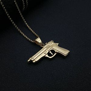 Yunnique Collier Pendentif Pistolet M9 en Acier Inoxydable Or Argent Bijoux Hip Hop pour Homme Chaîne Asymétrique en Acier Inoxydable Tendance - Product Image 3