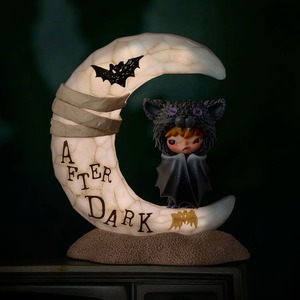 Luz Ambiental Genuina P.M. Hirono After Dark Upside Down con Forma de Luna, Luz Nocturna Coleccionable, Juguetes de Caja Sorpresa, Adorno para el Hogar, Regalo - Product Image 2