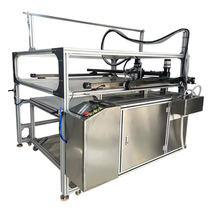 Machine automatique de remplissage de liquide pour bougies - Remplisseur de haute précision pour la production de bougies personnalisées - Product Image 1