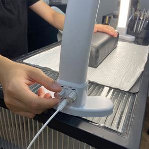 <span class=keywords><strong>Lampe</strong></span> à <span class=keywords><strong>ongles</strong></span> LED demi-mois OEM avec logo personnalisé <span class=keywords><strong>Lampe</strong></span> à <span class=keywords><strong>ongles</strong></span> circulaire en diamant <span class=keywords><strong>Lampe</strong></span> de table pour <span class=keywords><strong>ongles</strong></span> <span class=keywords><strong>Lampe</strong></span> à anneaux Outils de manucure de salon Lumière d'appoint - Product Image 3