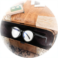 Vente en gros de montures de lunettes optiques unisexes rétro en matériau PC, lunettes de créateur tendance, verres anti-lumière bleue, gris et blanc