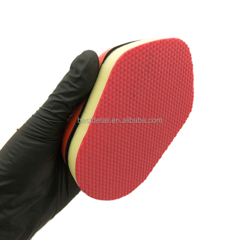 Éponge jaune + argile rouge