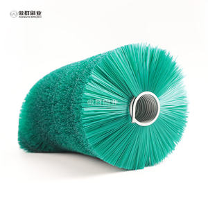 Robot nettoyeur Multifit Brosse roulante pour panneau solaire Machine de nettoyage de panneau de centrale solaire agricole - Product Image 1