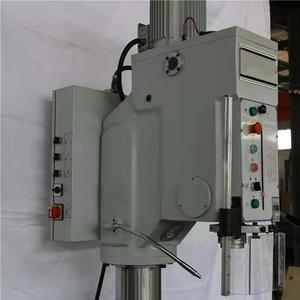 Equipo de Perforación Vertical CNC de Columna Única de 25 mm, Nuevo, con Fuente de Alimentación Mecánica - Product Image 2