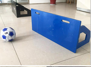 Pannello <span class=keywords><strong>di</strong></span> Rimbalzo per Calcio in HDPE Nero con Maniglia, <span class=keywords><strong>Dimensioni</strong></span> Personalizzabili - Product Image 6