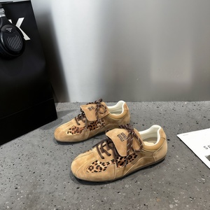 Baskets de sport décontractées <span class=keywords><strong>pour</strong></span> <span class=keywords><strong>femmes</strong></span>, motif léopard, style allemand, nouvelle collection 2026, rétro et tendance, en maille respirante - Product Image 1