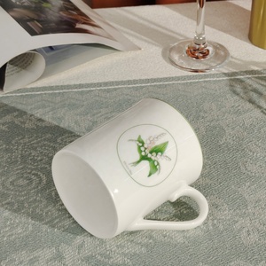 Taza de Porcelana con Diseño de Lirio de los Valles, Novedosa y Sencilla, con Caja de Regalo - Product Image 5