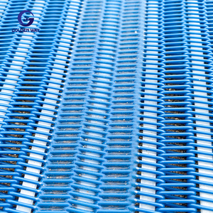 Tapis de plage en polyester personnalisés, passerelles portables d'extérieur avec maille filtrante à trous en spirale, tapis d'accès à la plage pour fauteuils roulants - Product Image 3
