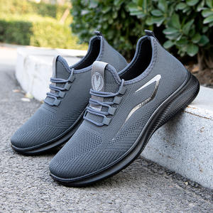 Chaussures de sport tendance pour hommes : baskets respirantes et souples pour la course et la marche quotidienne - Collection Printemps - Product Image 2