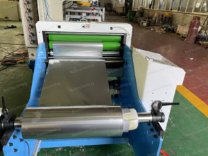 45Ton Fully Automatic Pneumatic <strong>Punch</strong> Aluminum Foil Lunch Box Production <strong>Line</strong> - Product Image 3