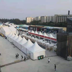 High Peak Cathedral Permanent Starlight Wedding Event Structure <span class=keywords><strong>Tente</strong></span> Grande capacité <span class=keywords><strong>de</strong></span> 50 personnes <span class=keywords><strong>Tente</strong></span> <span class=keywords><strong>de</strong></span> fête PVC Grands événements - Product Image 3