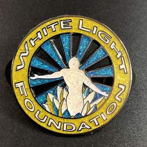 Fabrikant Op Maat Logo Anime Cartoon Metalen Parel Werveling Verzilverd Zink/Messing Voor Op Maat Gemaakte Harde Emaille Pin Relatiegeschenk - Product Image 4