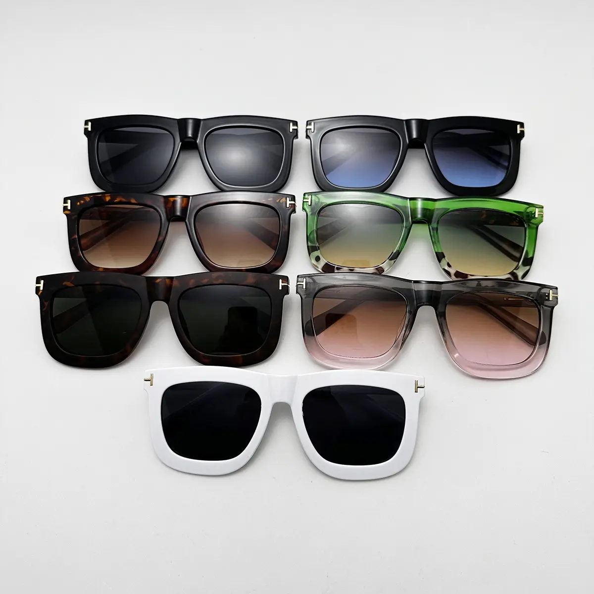 Gafas de sol cuadradas grandes con marco negro Retro para hombre y mujer, gafas de sol de tendencia tipo T de marcas famosas 2024