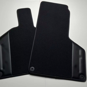 Tapis de sol adaptés à la Lamborghini URUS. Intérieur tout-terrain hybride Urus <span class=keywords><strong>SE</strong></span>. Tapis de sol en cuir entièrement recouvrants. - Product Image 1