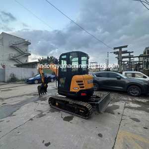 Excavadora Sany de 5 Toneladas SY35U Tipo Oruga con Motor Yanmar para Excavación de Postes de Cercas, Reparación de Tuberías de Alcantarillado y Excavaciones Pequeñas - Product Image 4