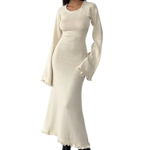 Vestido Maxi de Punto Personalizado de Alta Calidad con Diseños Nuevos, Cuello Redondo de Color Sólido, Detalles con Volantes, Espalda Descubierta para Mujer - Product Image 3