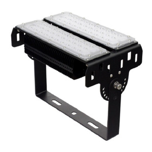 Reflector LED ZY8102D de 200W 5000K con Soporte de Aluminio, Módulo Cuadrado para Iluminación de Túneles - Product Image 4