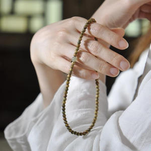 Bracciale di Perline in Legno di Sandalo Verde Naturale <span class=keywords><strong>Singolo</strong></span> o Multiplo Gioielli Fatti a Mano <span class=keywords><strong>per</strong></span> Donna Uomo <span class=keywords><strong>Coppia</strong></span> - Product Image 2