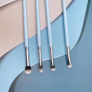 Pinceau éventail double-embout à manche en bois, spatule pour anticernes, pinceau de maquillage pour le visage pour la poudre, avec virole en aluminium - Product Image 6