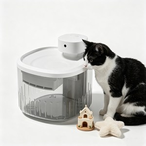 New Arrival Low Noise Pet Water Feeder Safe Voltage Washable Parts Indoor Pet Water Fountain - Product Image 1