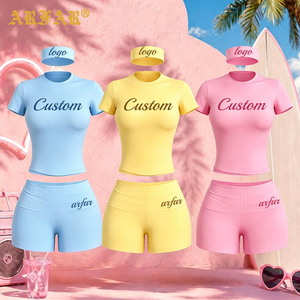 Ensemble Lounge 3 Pièces <span class=keywords><strong>Femme</strong></span> Y2K avec T-shirt à Manches Courtes, Short à Rabats et Bandeau, Personnalisable avec Logo et Couleurs – Tenue d'Été - Product Image 2