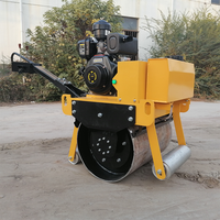 Main Mini Compacteur Route Rouleau Machine Marche Double Tambour Rouleau 1 Tonne Asphalte Chine